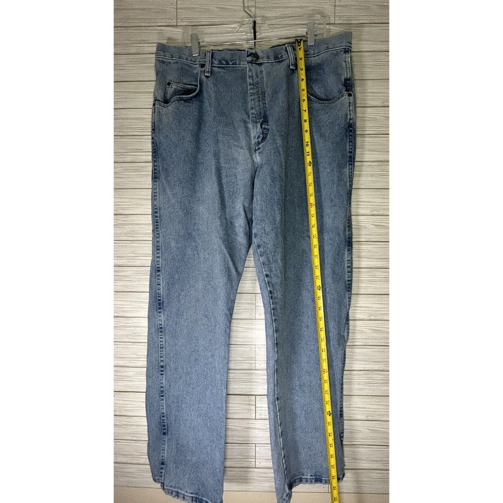 Wrangler Men's Rugged Wear 100% Cotton Regular Fit Denim Blue Jeans Size 40x32 - Picture 10 of 10